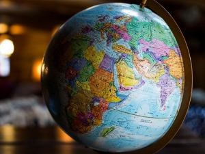 Просвјета у Аустрији и Света Јелена Анжујска на Малти