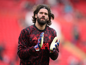 Алисон због повреде бутног мишића мора на вишенедељну паузу