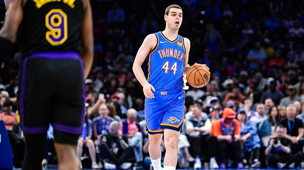 Лејкерси ударили у тврдо против Оклахоме – Дончић се повредио, Топић добио минуте