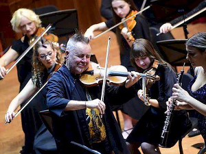 Концерт Најџела Кенедија, 1. део