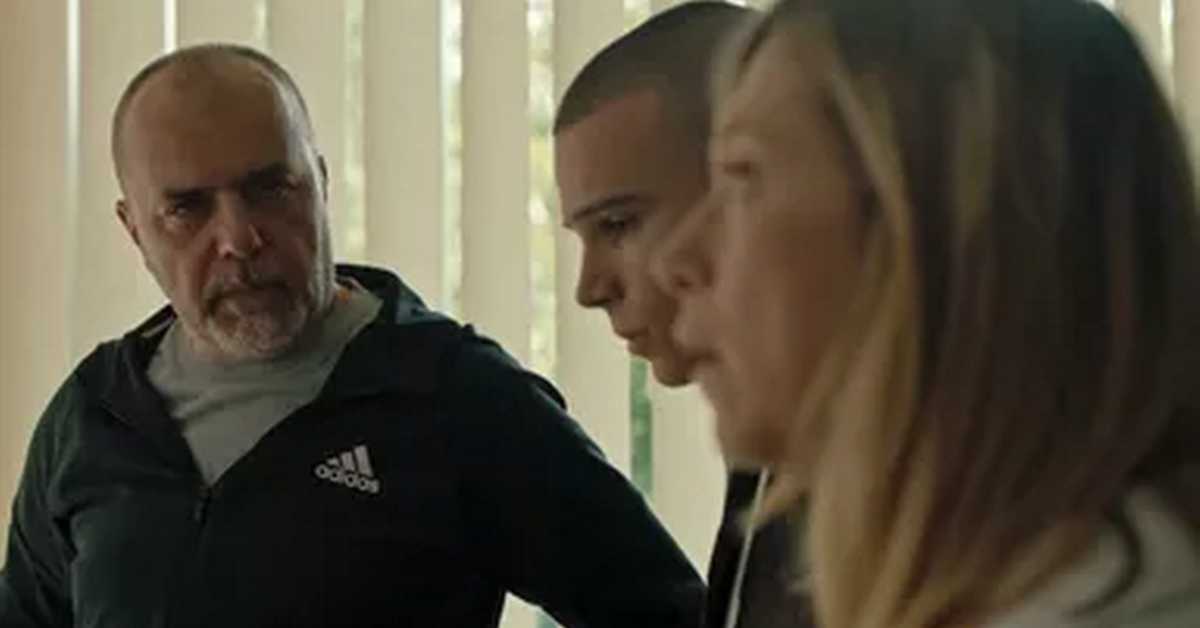  У клинчу, 1C 20-30