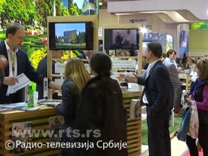 Јутарњи програм из три студија