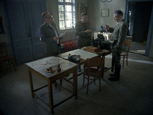 Тито – између истока и запада: Између савезничких мисија