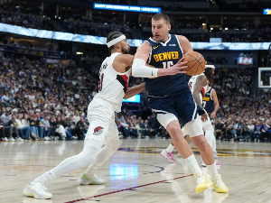 Нови Јокићев трипл-дабл, Денвер преживео 25 тројки Портланда и славио у продужетку