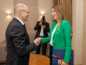 Ђедовић Хандановић у Бакуу о изградњи гасне електране код Ниша