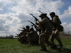 Зеленски: Ускоро трилатерални састанак; Медведев: Биолошко оружје у Украјини велика опасност