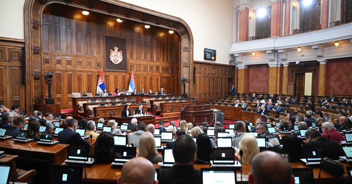 Пред посланицима данас измене изборних закона