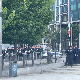 Две групе грађана на Славији поставили штандове, присутна полиција