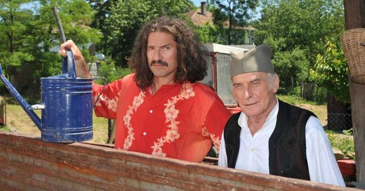 Заводљива телевизија, креатори серија: ТВ серије "Мој рођак са села"