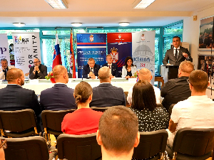 Народ који чува истину, чува себе - порука трибине у Братислави