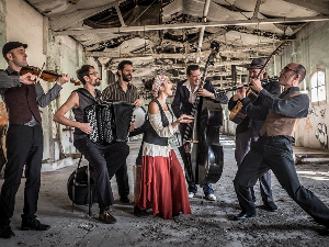 Barcelona Gipsy Balkan Orchestra, 2. део