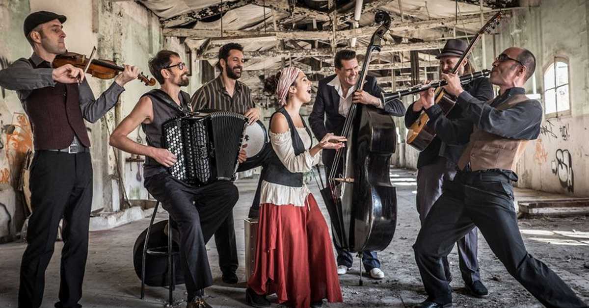 Barcelona Gipsy Balkan Orchestra, 2. део