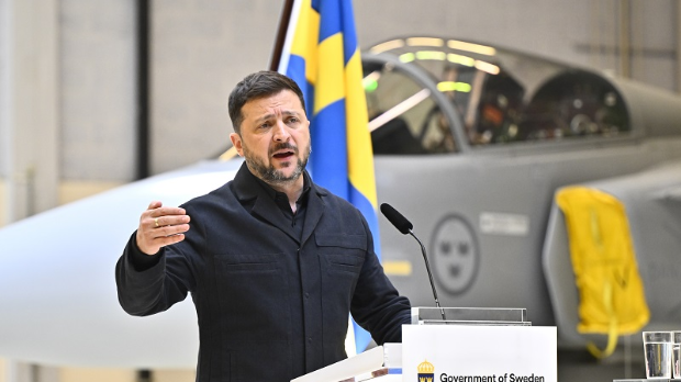Шојгу: Напад на Кијев могао би да се догоди у сваком тренутку; Зеленски: Дипломатија не зауставља Русију, потребна помоћ САД