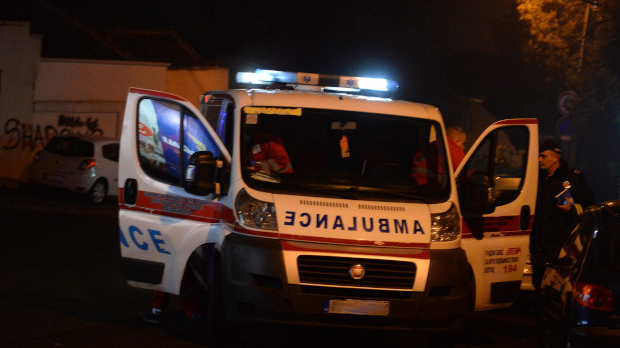 Две особе страдале у пожару на Звездари