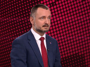 Апостоловић: Нема формалне одлуке ЕУ о укидању средстава, брзо усвојене препоруке Венецијанске комисије