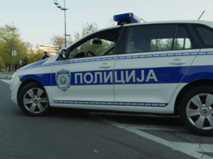Инцидент у Раковици – возач "мерцедеса" пуцао ка возачу комбија, на крају повређен мотоциклиста