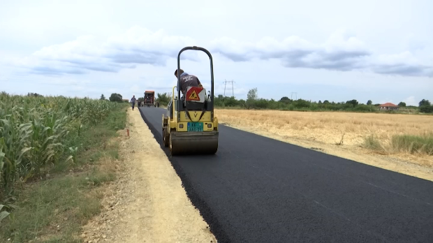 Асфалтни и пољски путеви у Тополи