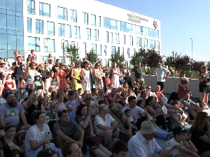 „РТВ Пикник – Понеси ћебе“ окупио Новосађане уз музику и поглед на Дунав