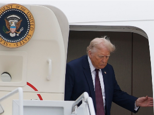 Трамп критиковао Сенат због резолуције о Ирану; Гроси тврди да ће инспектори посетити иранске нуклеарке