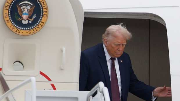 Трамп критиковао Сенат због резолуције о Ирану; Гроси тврди да ће инспектори посетити иранске нуклеарке