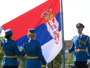 Србија обележава Видовдан – почасна паљба у Крушевцу, служен парастос код Споменика кнезу Лазару и Косовским јунацима