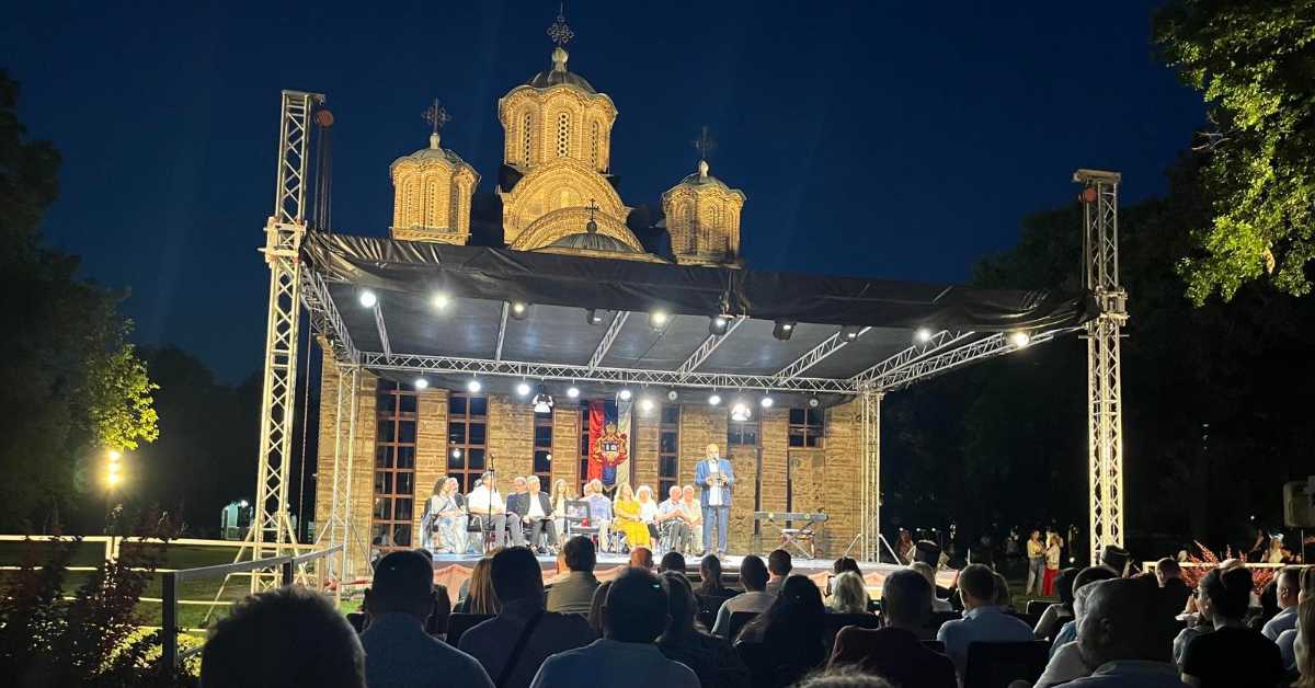 „Златни крст кнеза Лазара“ у Грачаници уручен песнику Ђорђу Нешићу 