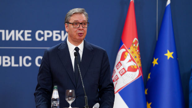 Вучић у Паризу на војној паради поводом националног празника Француске