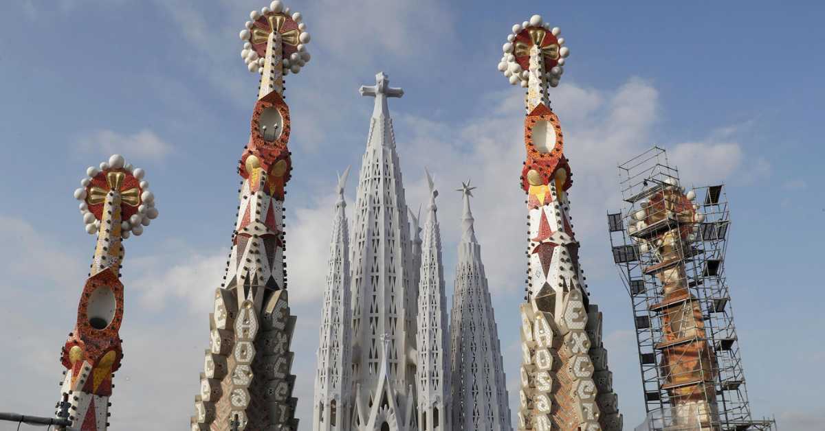 Геније који је спојио камен и небо – Антони Гауди