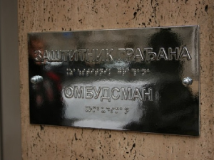 Омбудсман проверава рад Економске школе у Нишу и МУП-а поводом навода о уношењу оружја