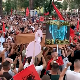 Протести у Тирани не јењавају – торта од бетона за Раму, за премијера демострације одраз демократије