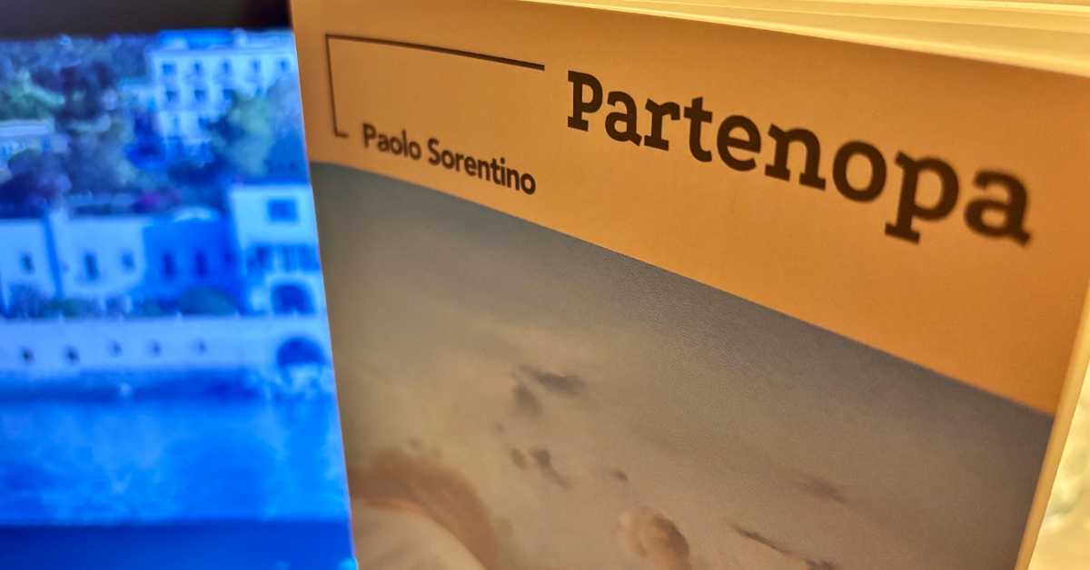 Напуљ речима, иза камере – зашто вреди читати Сорентинов роман-сценарио „Партенопа“ и ако сте гледали филм