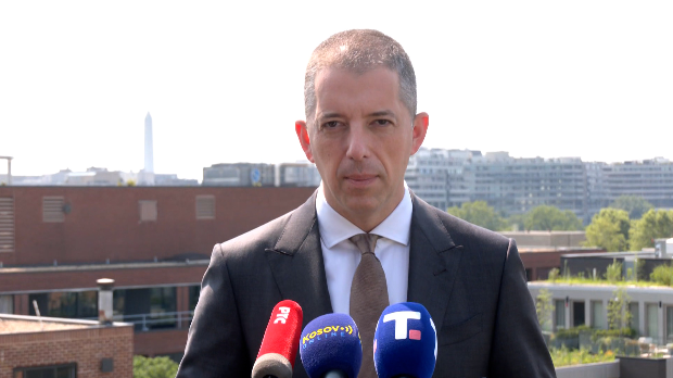 Ђурић у вишедневној посети САД, Србија приступа свемирском програму "Артемис"