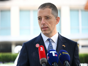 Ђурић потписао споразум о приступању Србије програму "Артемис"