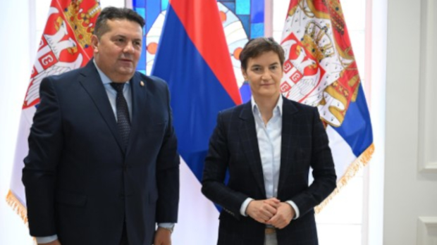 Брнабић са Стевандићем о парламентарном форуму Србије и Републике Српске