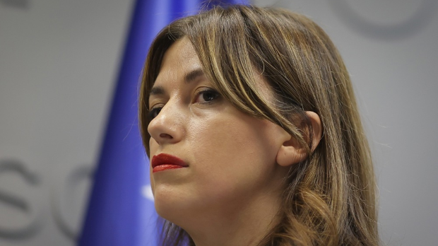Хаџију потписала декрет о разрешењу српских тужилаца