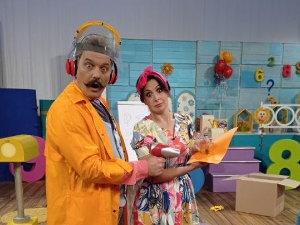 Плава птица: "Буба лази, нешто тражи..."