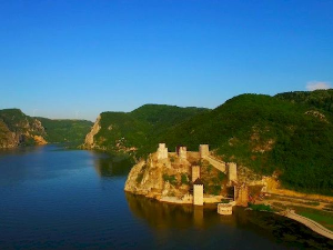 Забавно, хумано, необично, распевано, опуштајуће - дешавања у другој половини августа