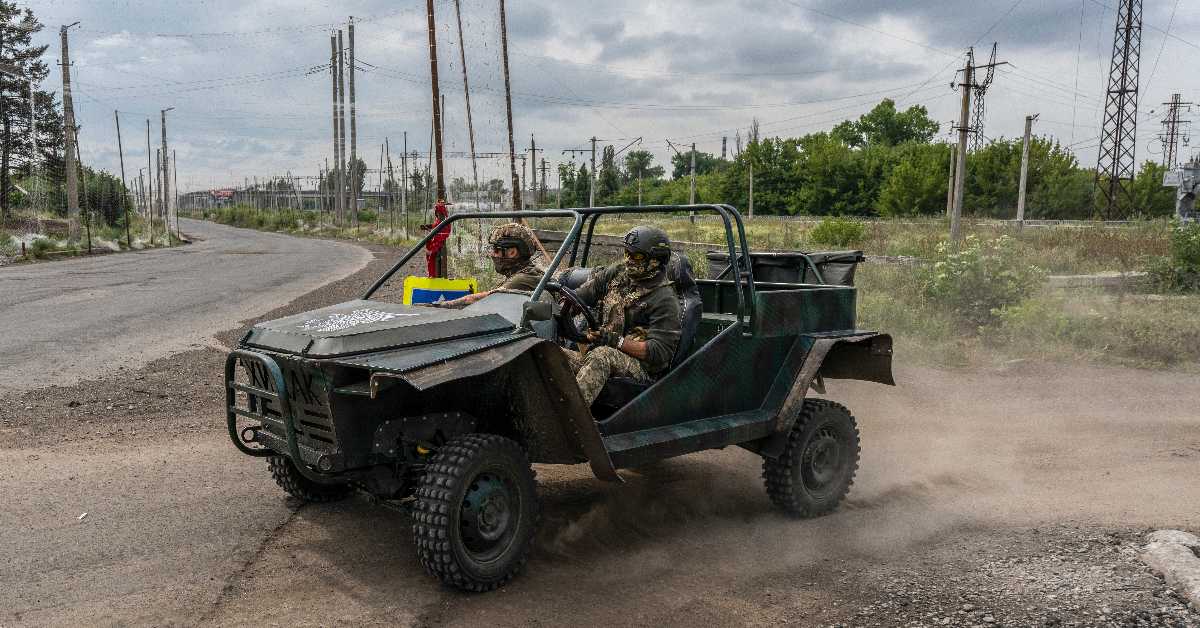 СБУ: Погодили смо, гори рафинерија "Лукоила" у Перму; Лавров: У чему је моћ, брате