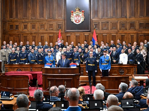 Уручене официрске сабље 15. класи ВСБО и официрима 69. класе ГШУ