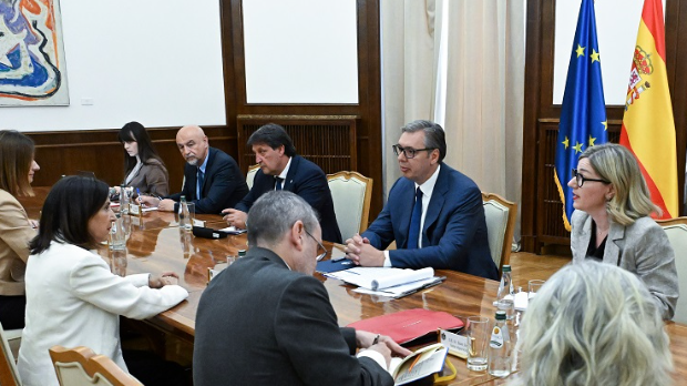 Вучић са Фернандес о јачању сарадње Србије и Шпаније у области одбране и безбедности