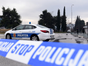 Бачена бомба испред виле власника Индустрије меса "Матијевић” у Херцег Новом