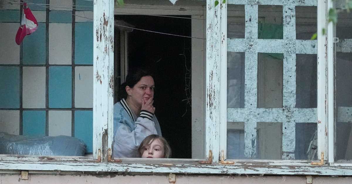 Како су руски обавештајци добили приступ украјинским војним базама; Зеленски потврдио детонацију у војном објекту