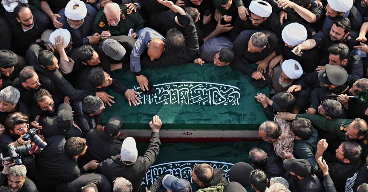 Ормуски мореуз поново жариште – после напада на танкере САД извеле серију ударе на Иран