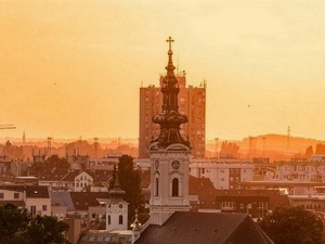 Јутарњи програм из три студија