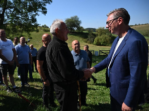 Вучић наставио посету југозападу Србије, обишао радове на путу Ивањица-Сјеница