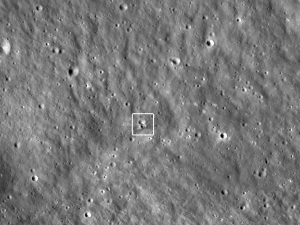 Објављени снимци кратера на Месецу који је направила ракета „фалкон-9“