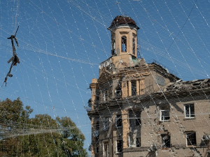 Директор ЦИА у тајној посети Русији; двоје запослених у нуклеарки Запорожје повређено у нападу дроном