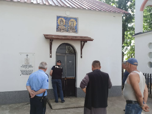 Обијена православна црква код Косовске Каменице, украден новац донатора