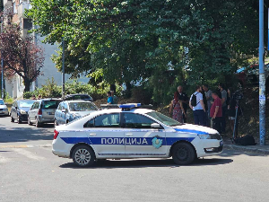 Пронађено тело мушкарца у стану на Карабурми