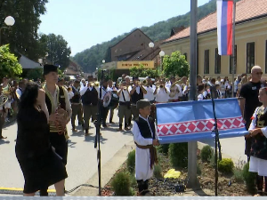 Уз заставу и прангије, отворен 65. Сабор у Гучи